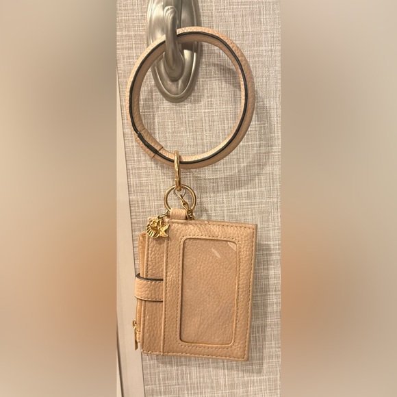 Elegant Pink Leather Wristlet Wallet - Picture 2 of 2